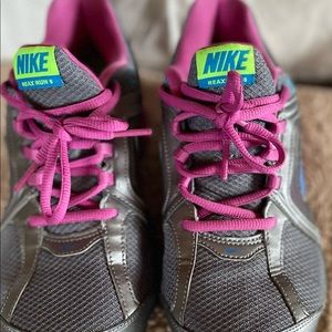 NIKE REAX size 7